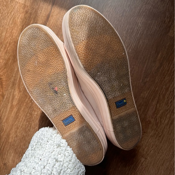 ❌SOLD❌Keds Light Pink Canvas Platform Sneakers Size 8 - Picture 6 of 9